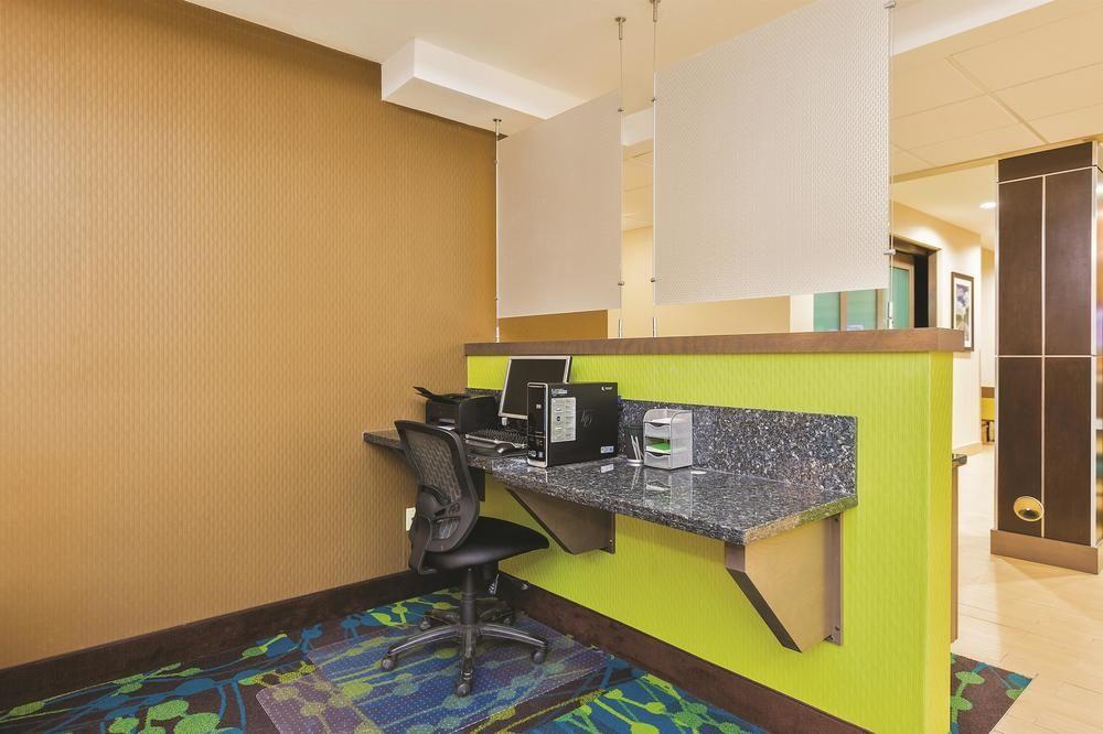 La Quinta By Wyndham Midland North Hotel Luaran gambar